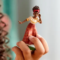 Encanto Deluxe Figurine Playset -Disney Magic Deals Store 460062217455 3